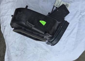 Silniczek klap nawiewu tył PRAWY VW Touareg II 7P 7P5971411A Saia 3Z297