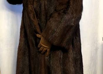 Eleganckie włoskie futro z norek