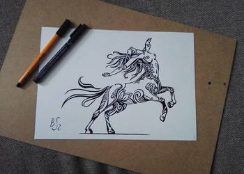 Rysunek: kobieta-centaur - cienkopis, A4, 200 g/m2