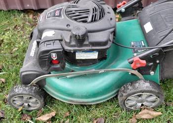 Kosiarka spalinowa z napędem