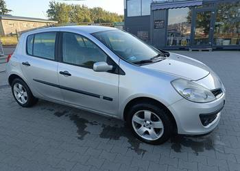 Renault Clio 3  ekonomiczny disel z klimatyzacją opłaty grudzień