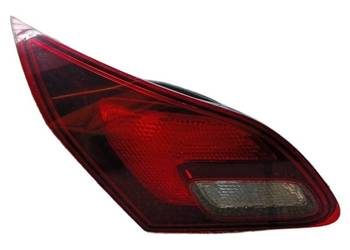 Lampa tylna lewa Opel Astra J Kombi w błotnik 2009-2015 użwana