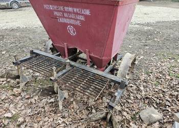 Sadzarka do ziemniaķów Akpil