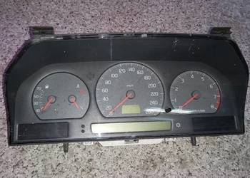 Licznik Volvo s70/V70 kanciaste Sary model