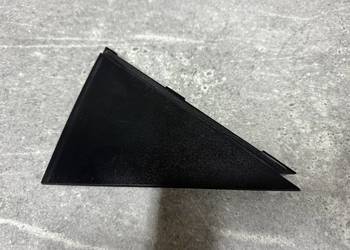 Hyundai Tucson 3 zaślepka trójkąt drzwi prawy tył