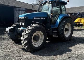 New Holland 8670