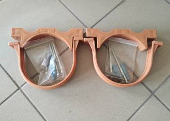 Uchwyt obejma PCV do rury fi 160