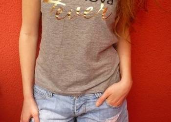 Siwa koszula t-shirt Terranova xs 34 napis nadruk wzór