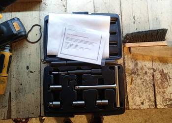 Zestaw do czyszczenia gniazd wtryskiwaczy