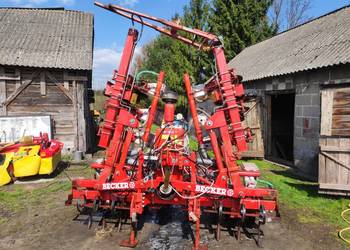 Siewnik do kukurydzy 12 rzędowy Becker