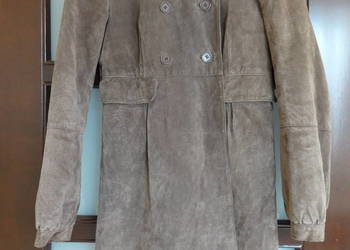 Czekoladowy płaszczyk ze skóry Stradivarius