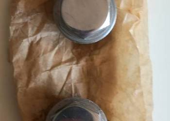 Nakrętki,korki lag MZ. 32mm.DDR.