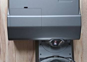 PROJEKTOR SMART rzutnik UF75 2500ANSI HDMI