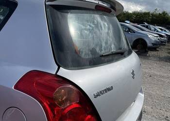 SUZUKI SWIFT SPOILER SWIFT LOTKA DASZEK