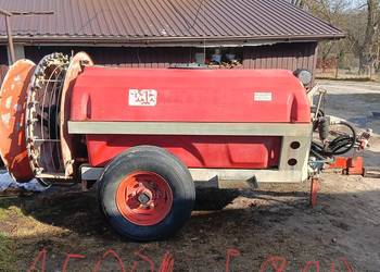 Opryskiwacz sadowniczy 1600l Tifon z dużym wirnikiem