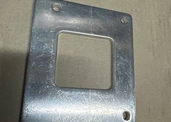 Słupek dystansowy 504022286