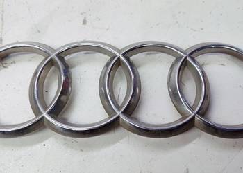 EMBLEMAT ZNACZEK GRILLA PRZÓD AUDI A1 8X0853605