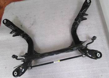 BELKA ZAWIESZENIE TYŁ SANKI AUDI A4 B8 A5 LIFT  8K0505235AA