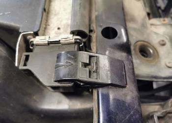 Mocowanie klamra chłodnicy BMW e36