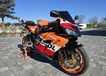 Honda CBR1000RR Repsol Po Serwisie Prezentacja Wideo Transport