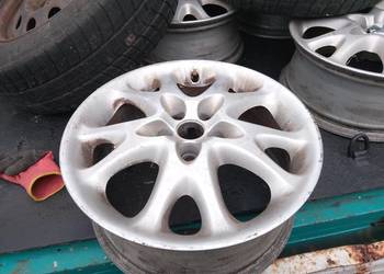 Alfa Romeo felgi alumniowe 16 cali