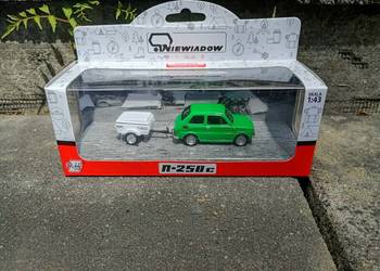 FIAT 126P NIEWIADÓW N 250 C maluch kultowe Maluchy Daffi 1/43 przyczepka