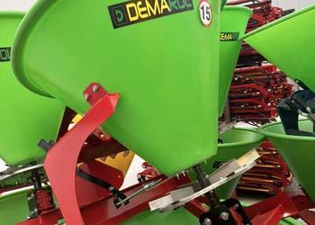 Rozsiewacz nawozów lejek posypywacz