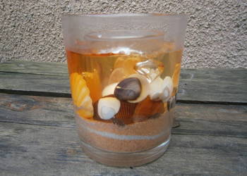szklany świecznik na tealight.