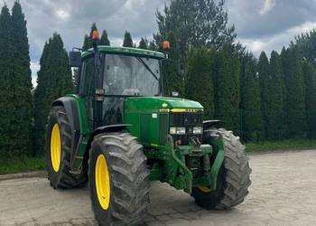 Ciągnik kołowy John Deere 6910