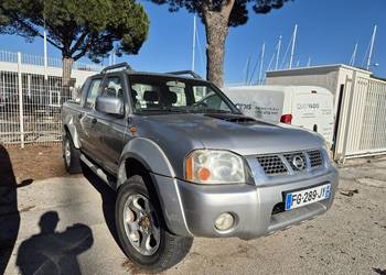 Nissan navara d23 209000km Nissan navara d23 209000km