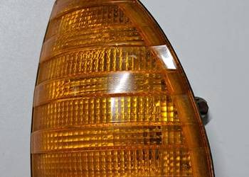 Kierunkowskaz lewy HELLA Mercedes W123