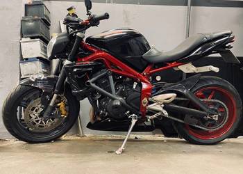 Triumph Street Triple 675R