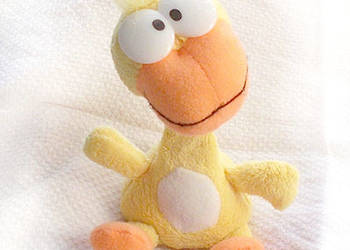 śmieszna maskotka kaczuszka, vintage maskotka ptaszek, żółta kaczka gadżet