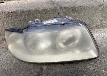 Lampa przód prawa Audi A3 8L