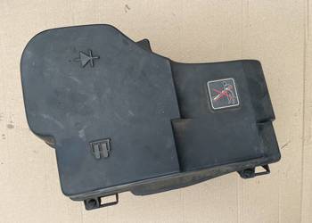 9644856080 pokrywa obudowa skrzynki bezpieczników peugeot 407
