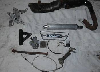 Części Yamaha DT 125 1F9 1976-1977 Karoseria Wydech Emblemat