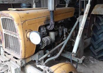 Ursus C-330 z ładowaczem TUR