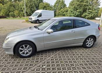 MERCEDES C SPORTCOUPE 2.2CDI 160KM 03r klima bez rdzy!