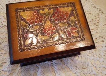 Szkatułka drewniana podwójnie otwierana