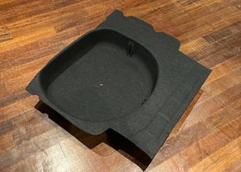 obudowa wnęki koła bagażnika BMW e61 wykładzina tapicerka koło zapasowe