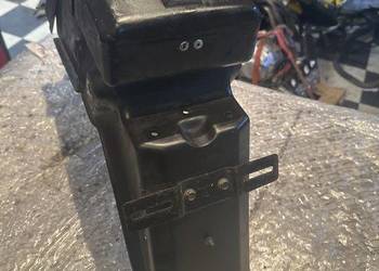 SUZUKI GSX550E Nadkole Błotnik Wypełnienie Mocowanie Tablicy M51