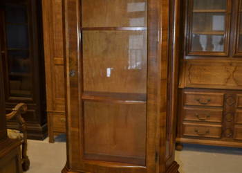 witryna jednodrzwiowa . rokoko ,orzech