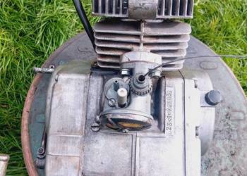 Silnik 023 dwubiegowy  do motorynki Romet ogar komar