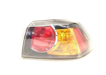 LAMPA PRAWY TYŁ MITSUBISHI LANCER VIII P5996R Sedan/Limuzyna ŚWIATŁO