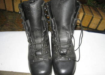 Buty wojskowe zimowe.