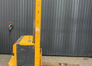 Paleciak elektryczny Jungheinrich EJC 16 sztaplarka 5,25 m 1600 kg wózek