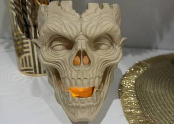 Dekoracja Halloween / świecznik w kształcie czaszki