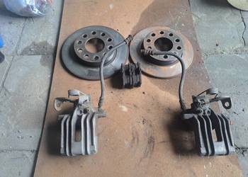 Audi a4 b6 tarcze hamulcowe zaciski klocki