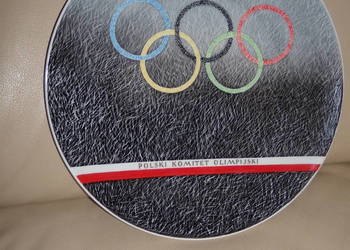 Patera Ćmielów z logo PKO