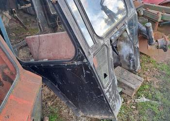 Ursus c 328 maska kabina